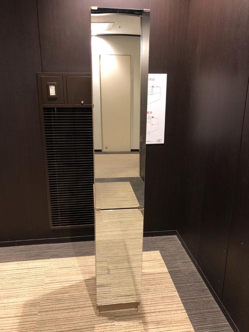 【展示品・未使用品】【福岡市限定】ミラー付き隙間収納 全身ミラー 収納棚