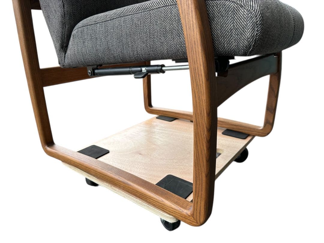 ひとちりん　FUJI FURNITURE／Rauha／リクライニングチェア