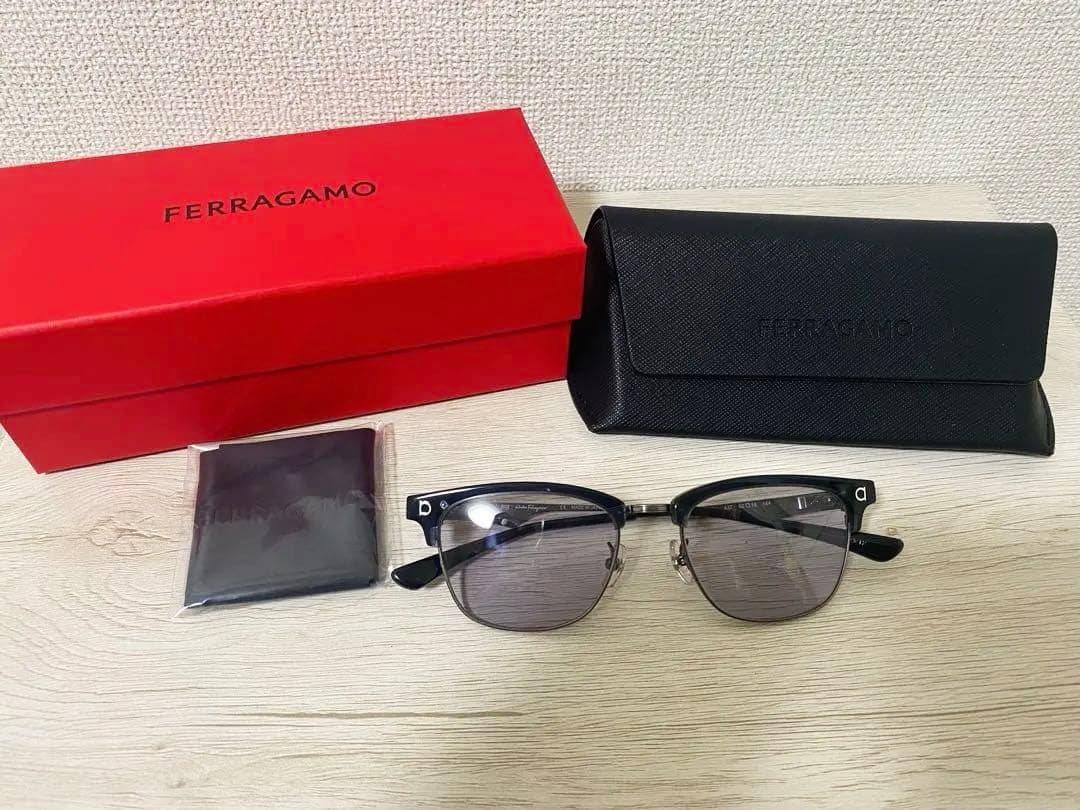 【むんむん】999.9×FERRAGAMO コラボサングラス※購入コメント