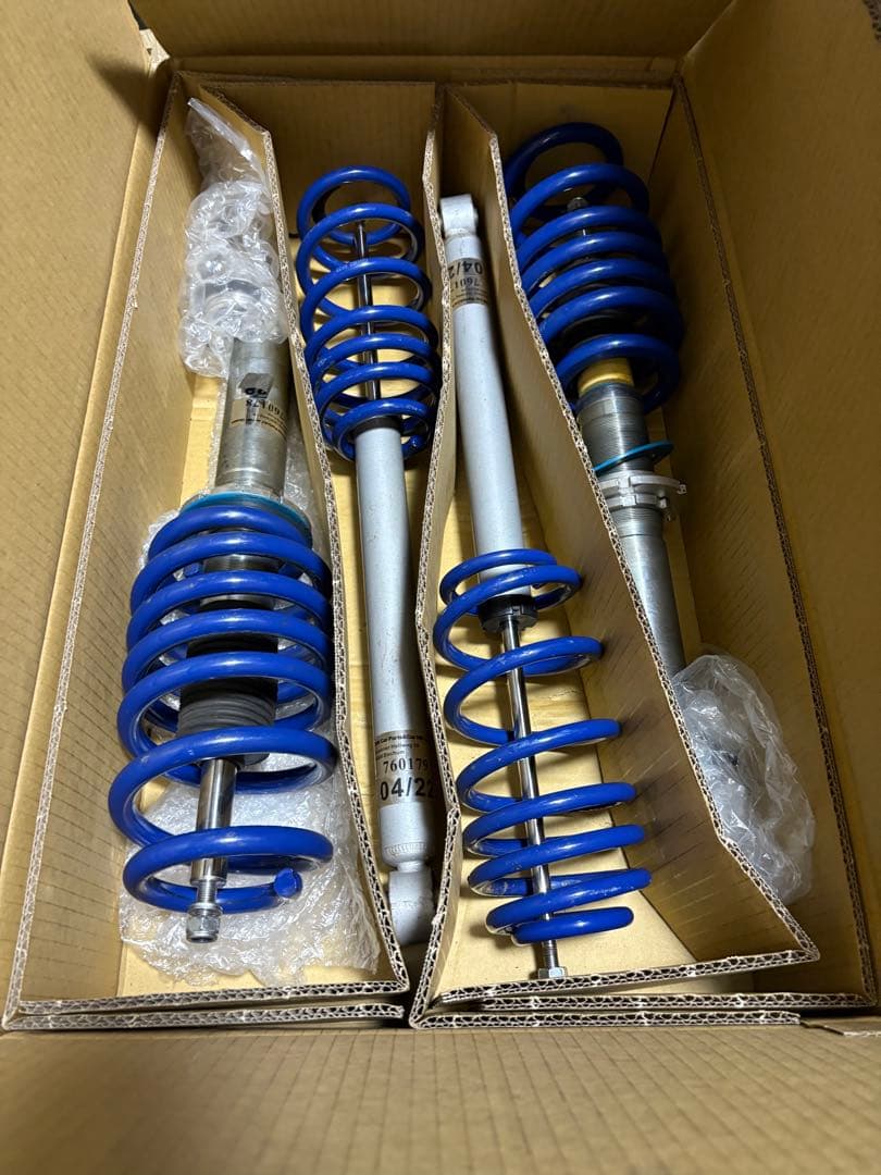 アウディA6 中古サスペンションキット BLUE LINE