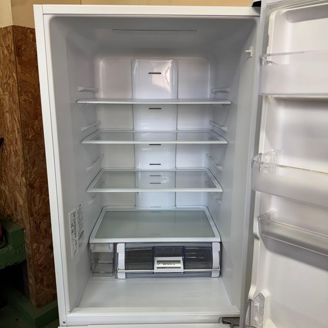 318★2019年製★日立　冷蔵庫　大型　3ドア　自動製氷　300L 以上