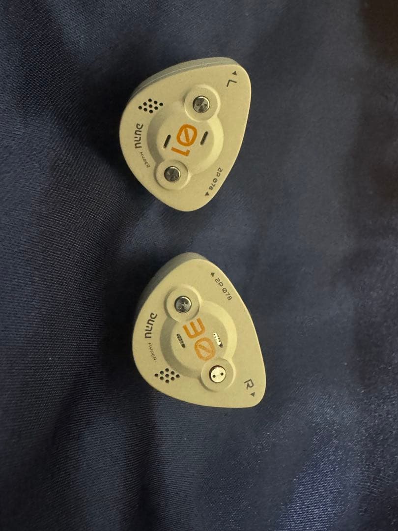 DK3001 BD 2ピン 美品