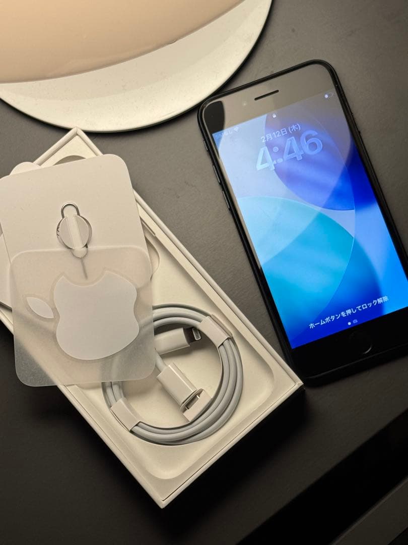 【iPhone SE3】 ミッドナイト / 64gb / 初期化済