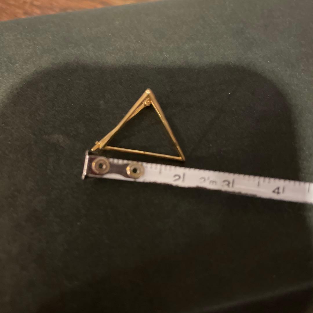 shihara triangle pierce 18k 箱　巾着付