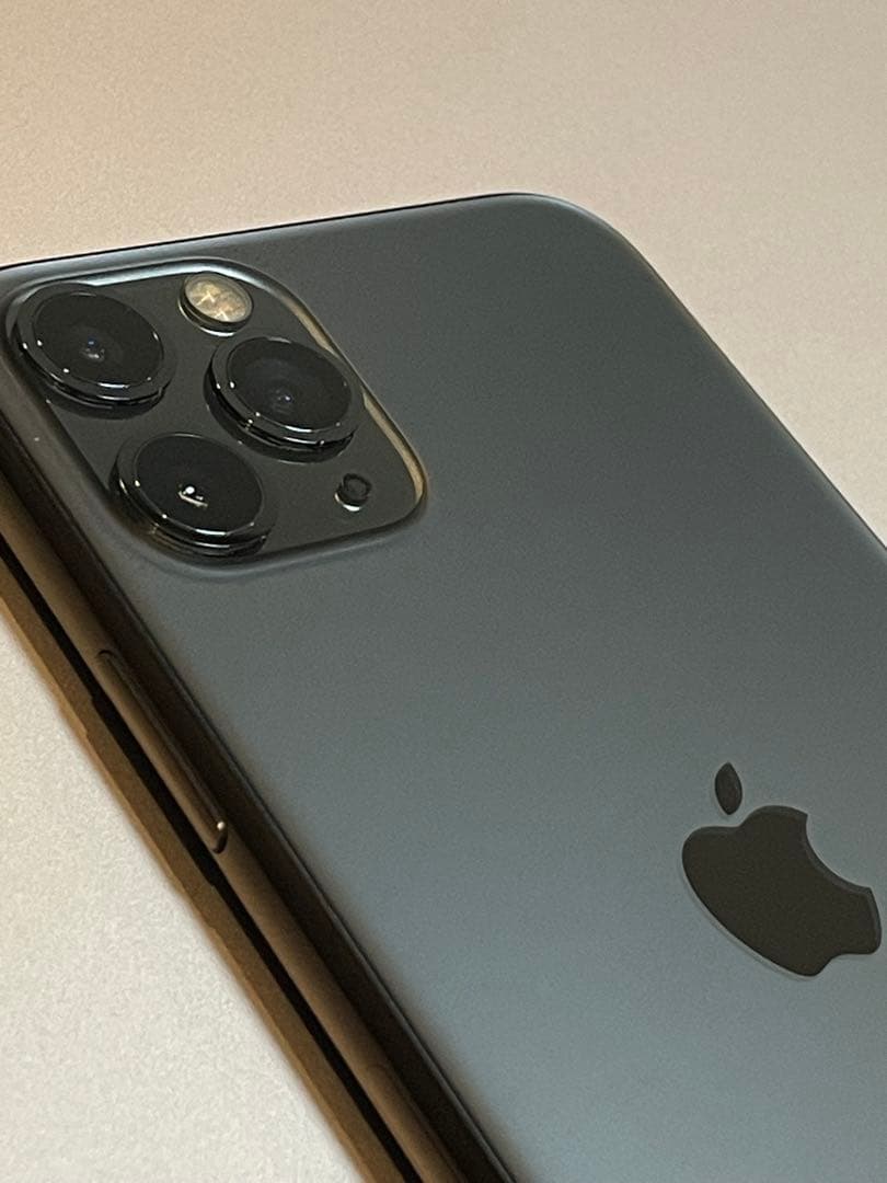 【送料無料】 箱付き iPhone 11 Pro SIMフリー