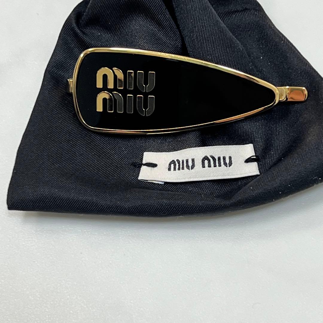 ぴのきお様 MIU MIU ミュウミュウ エナメル メタル ヘア クリップ