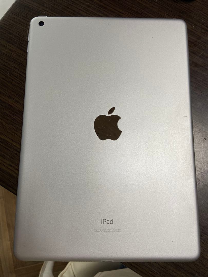 Apple ipad 第7世代　wifiモデル　A2197 32GB シルバー
