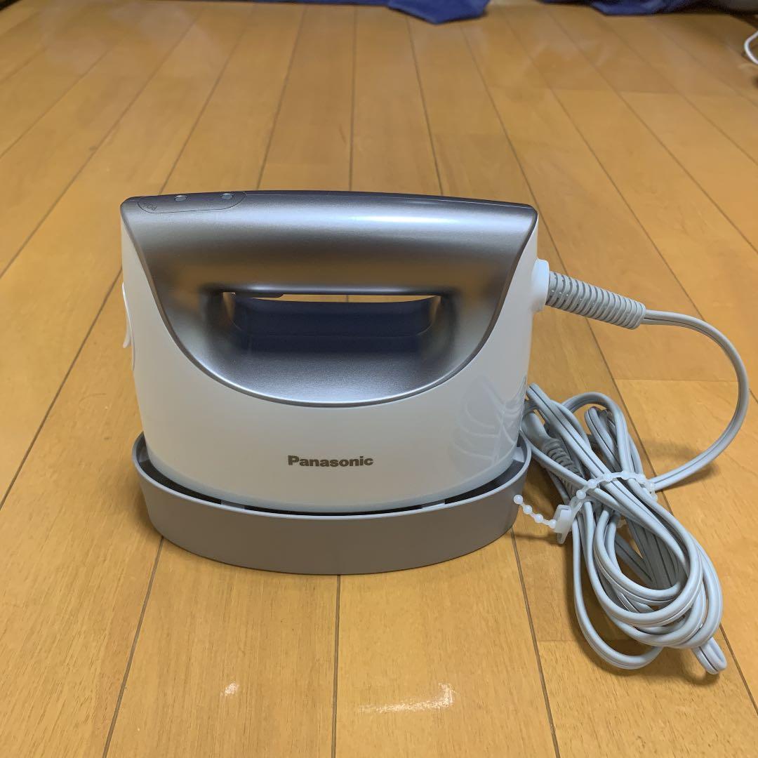 パナソニック 衣類スチーマー NI-FS 750