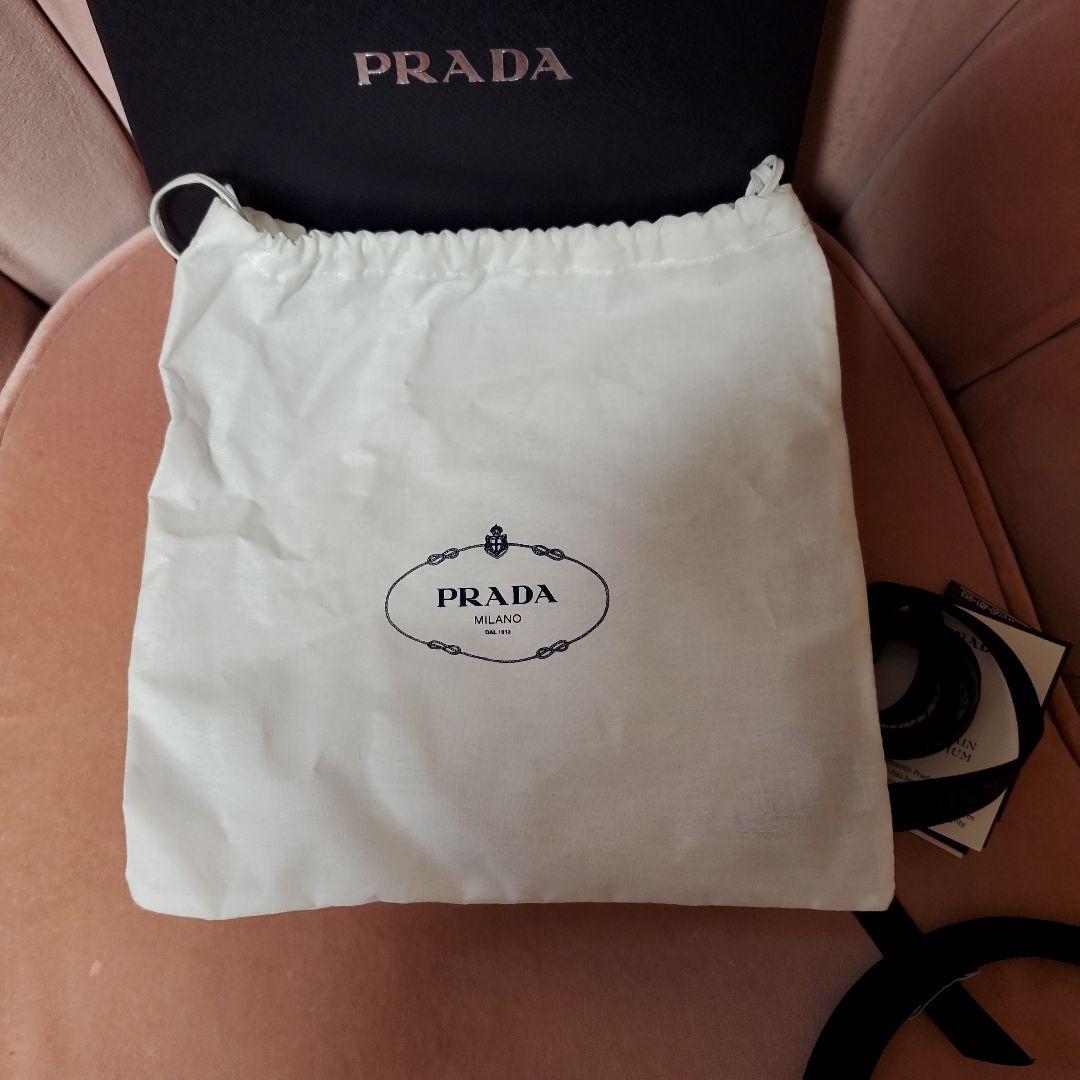 PRADA ブラック カチューシャベルベット　未使用