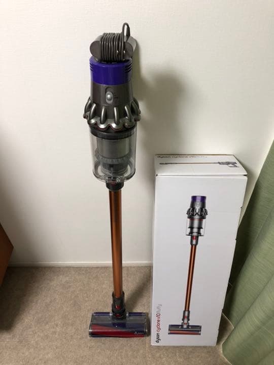 箱有りdyson v10 フラッフィー