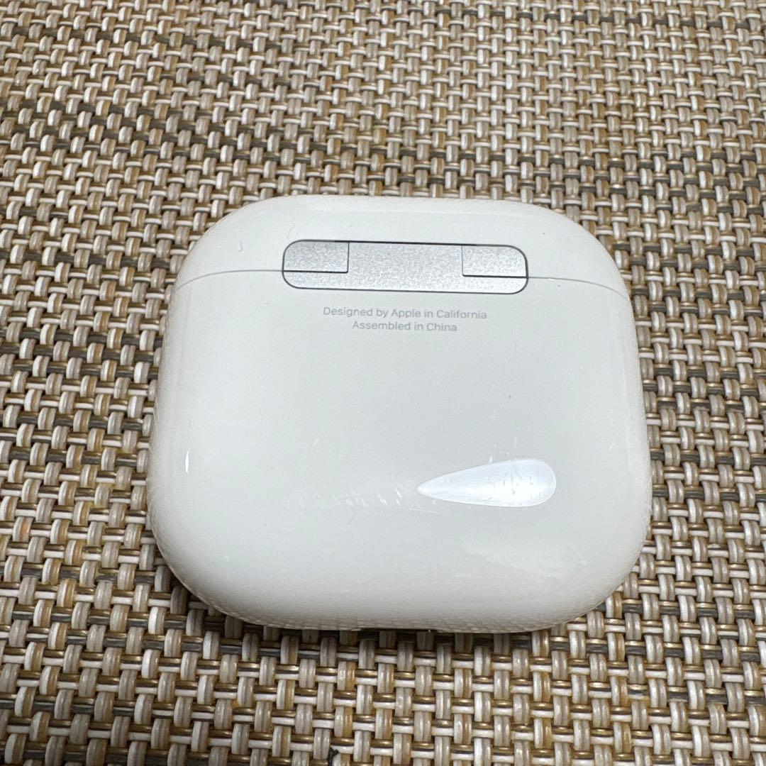 AirPods4 本体 ノイズキャンセリング搭載