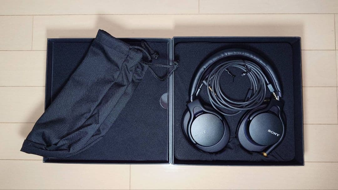 美品 SONY MDR-1AM2 ヘッドホン 付属品完備 完動品 生産完了品