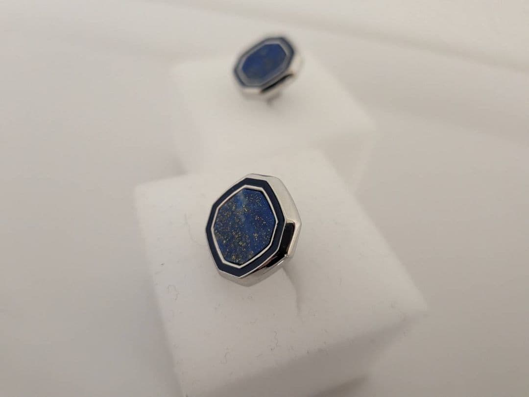 B*N様 タテオシアン　カフリンクス