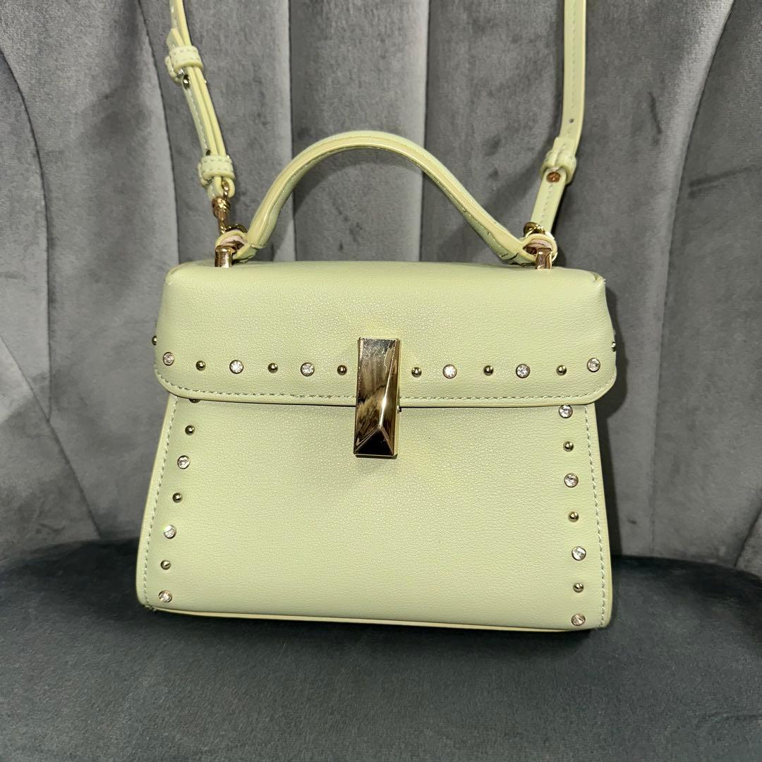 【限定カラー】セルフォード　ビジュースタッズポシェット　リュタン　グリーン