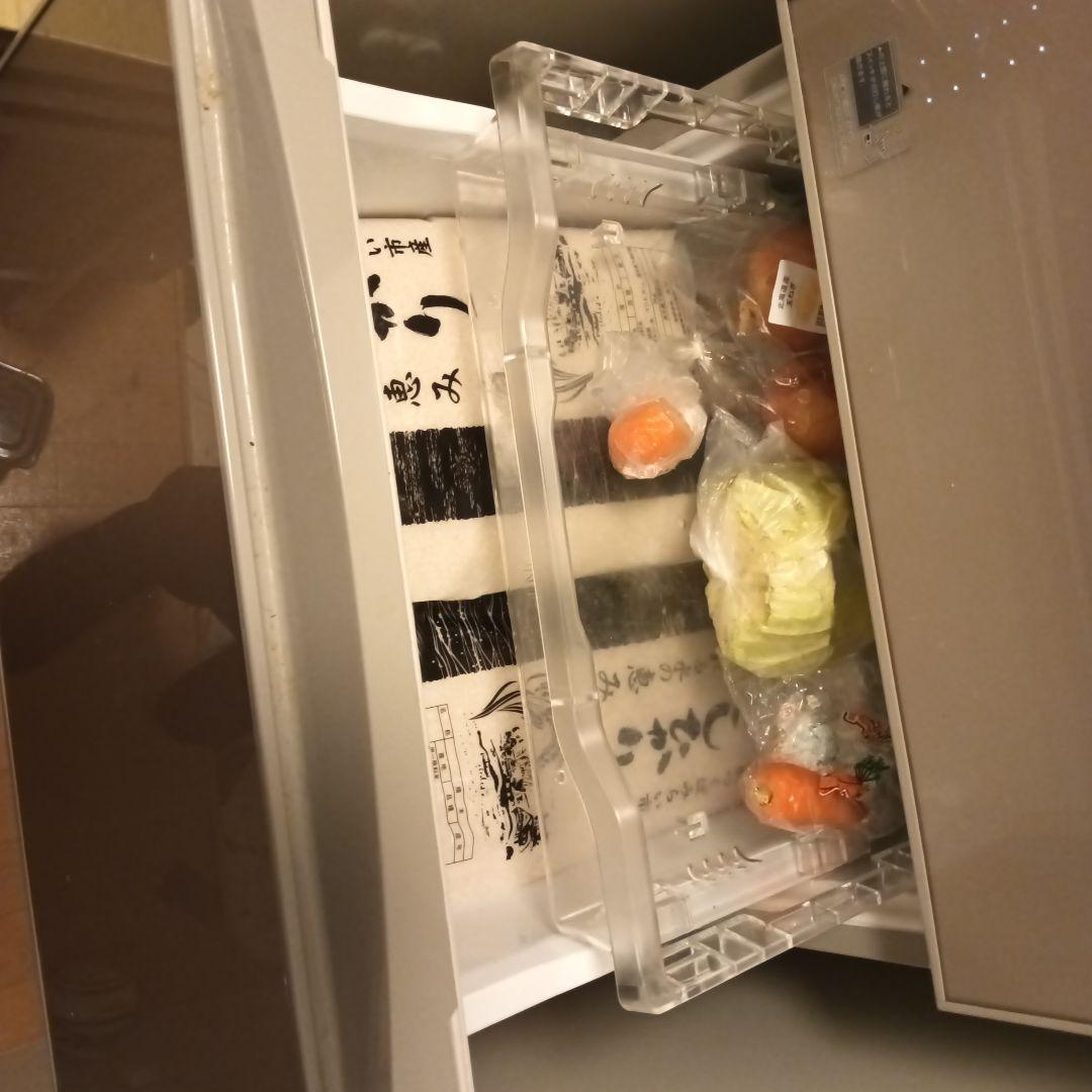 シルバー 4ドア冷蔵庫 野菜室付き