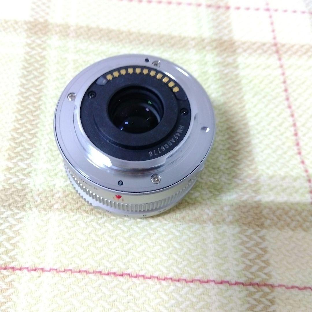 単焦点レンズ SUMMILUX 15mm F1.7 H-X015　シルバー