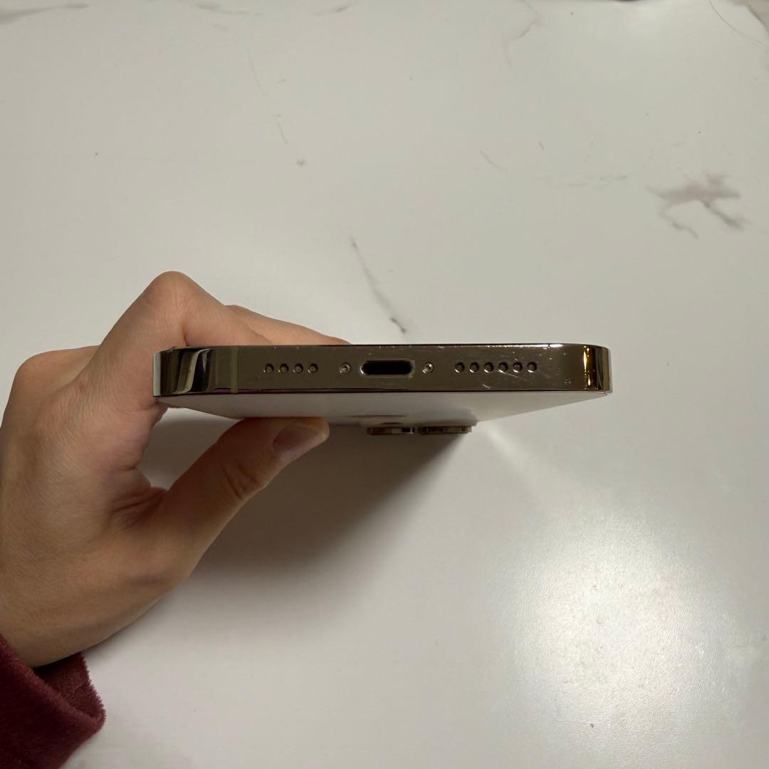 iPhone14Pro Max 128GB ゴールド　最大容量83%