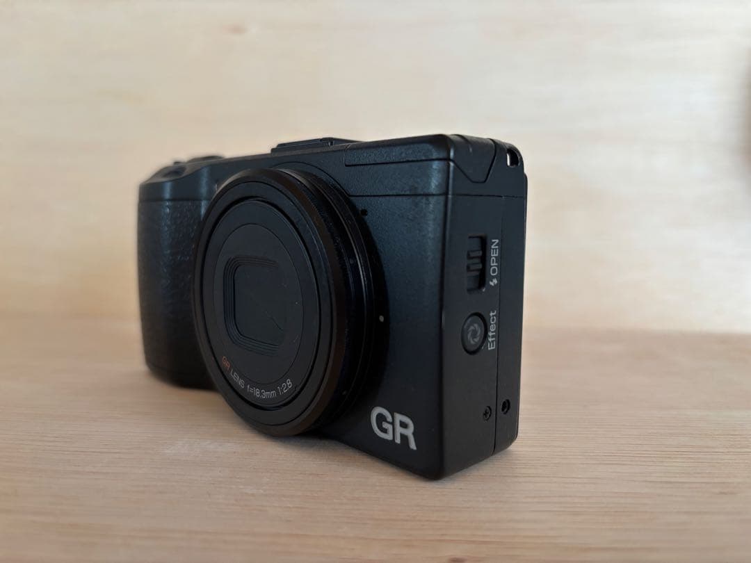 H*。様 RICOH GR APS-C 初代　リコーGR スイッチ　フード付属