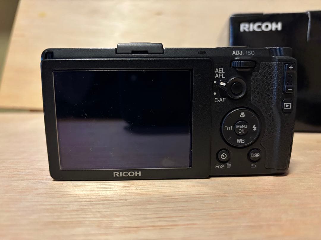 H*。様 RICOH GR APS-C 初代　リコーGR スイッチ　フード付属