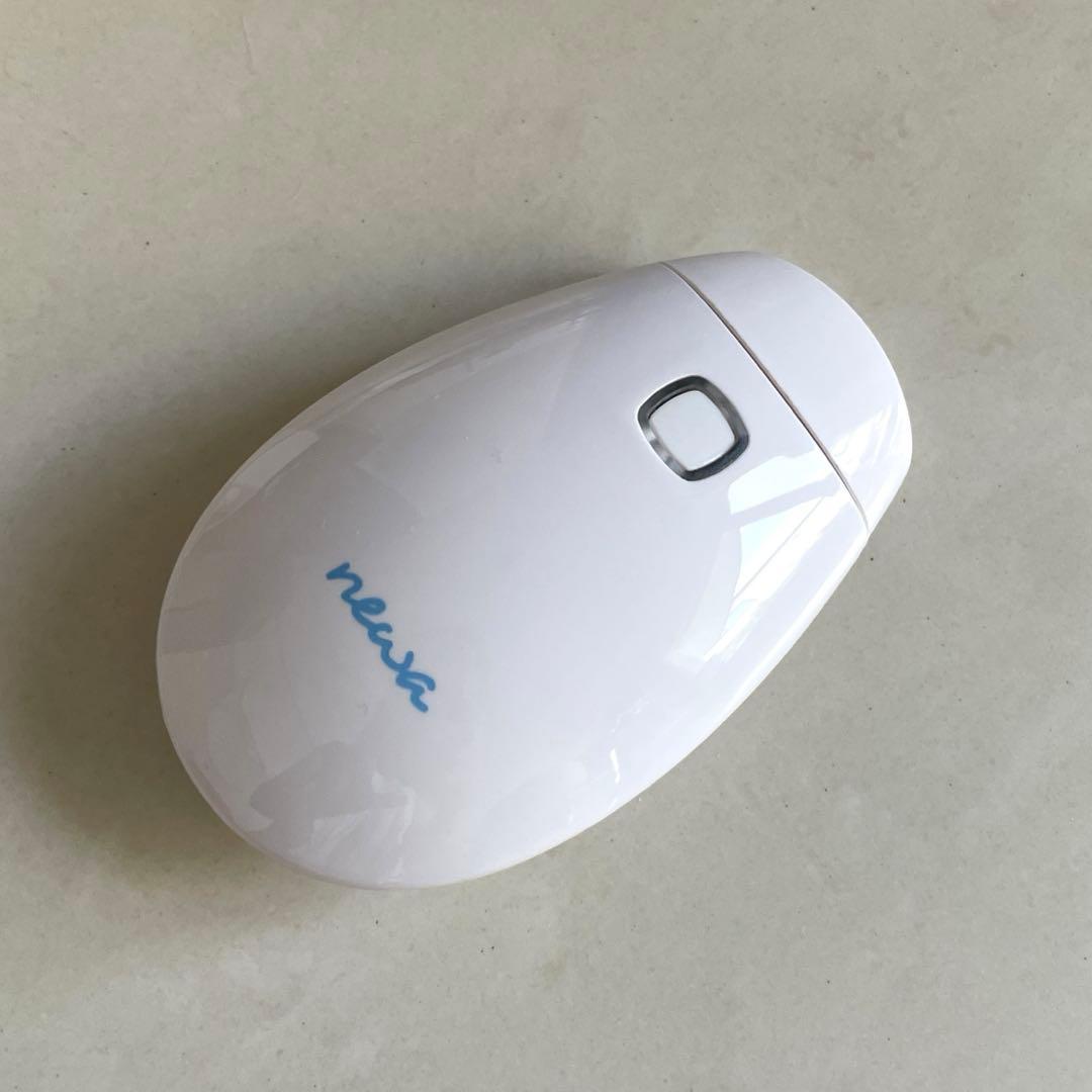 newaリフト美顔器 充電器・収納袋付き