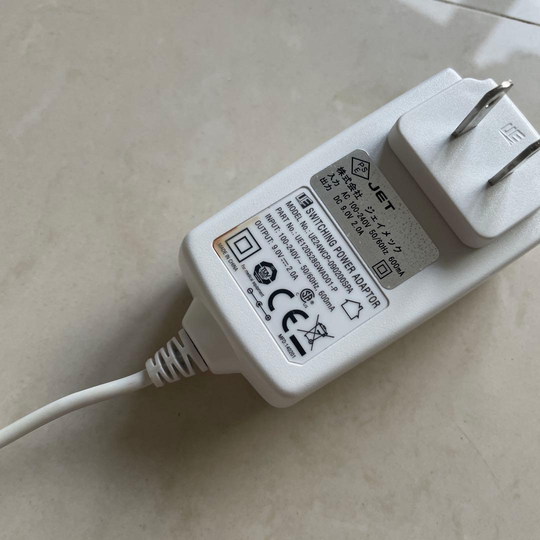 newaリフト美顔器 充電器・収納袋付き