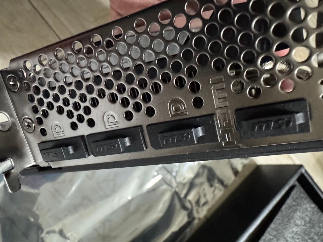 グラフィックボード・グラボ・ビデオカード MSI GEFORCE RTX 4070 VENTUS 2X