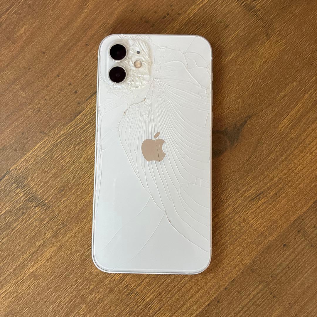 iPhone12 128GB ホワイト SIMフリー 背面割れあり