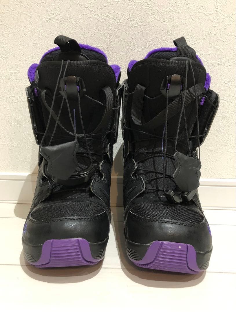 スノーボードブーツサロモン　ボードブーツサロモン