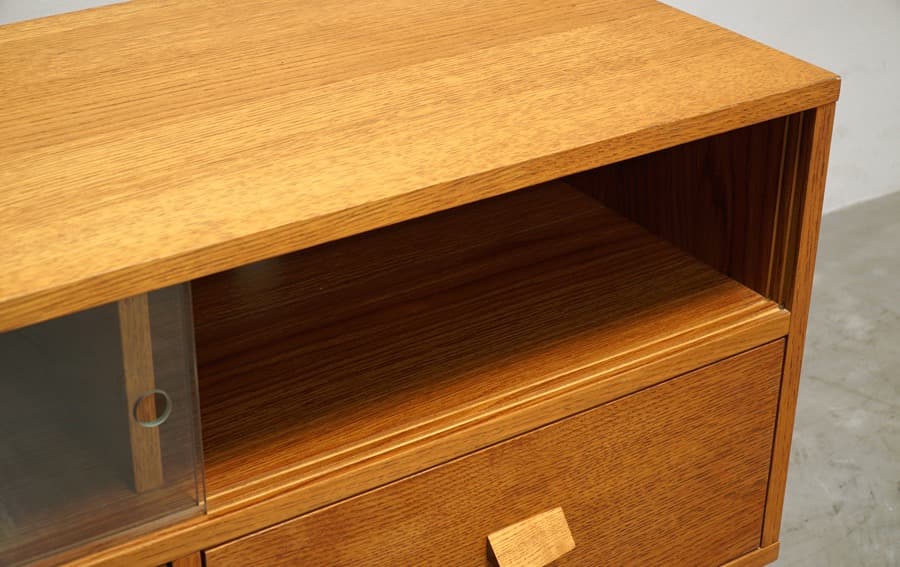 unico （クルト）AV・TVボードキャビネット