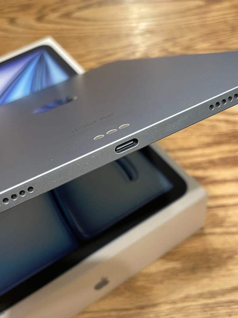 Apple iPad Air M2 本体128G 11インチ　第6世代