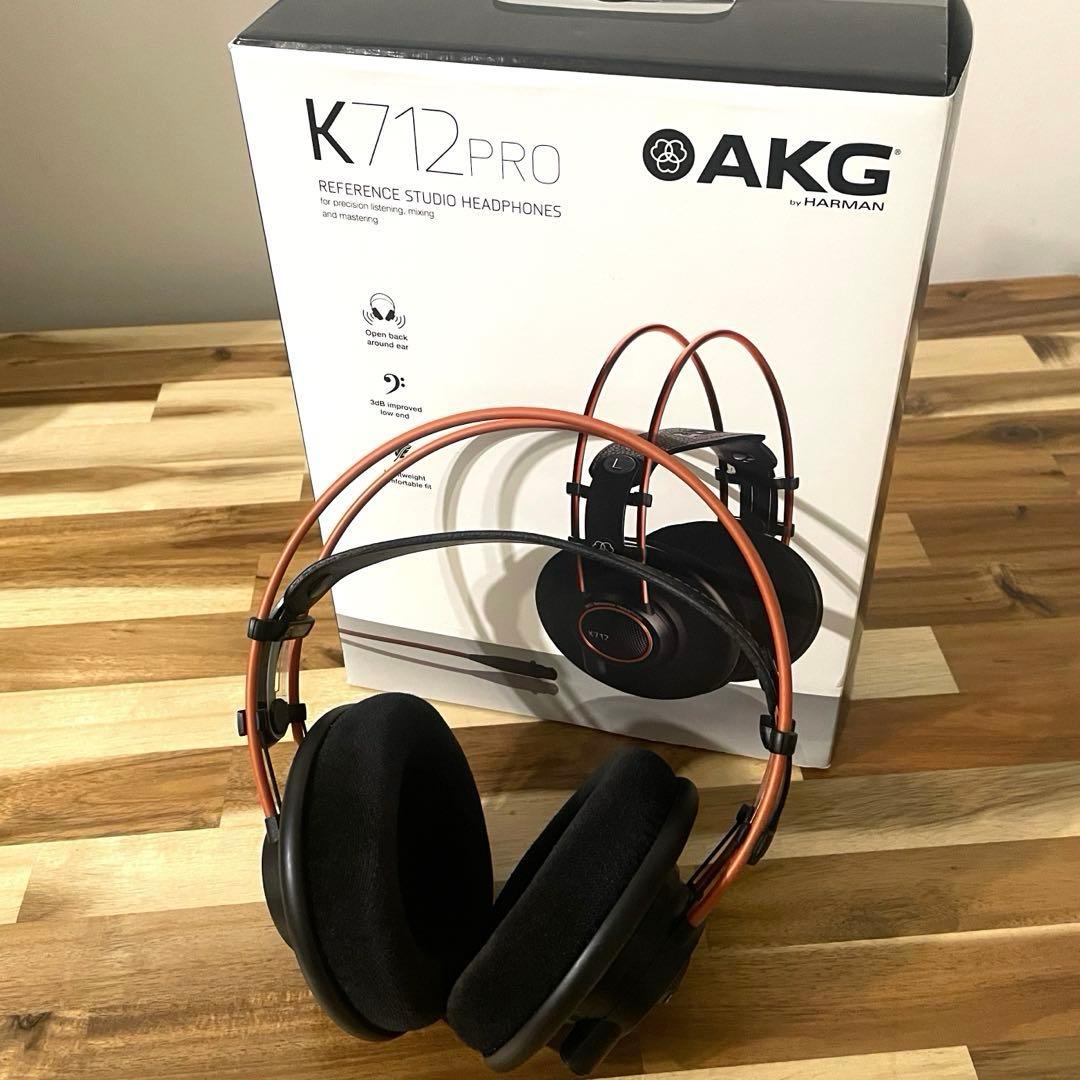 AKG K712 PRO モニタリングヘッドホン