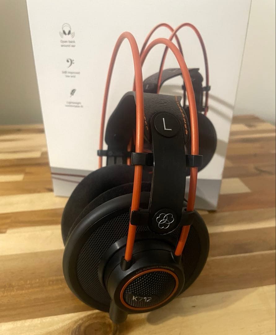 AKG K712 PRO モニタリングヘッドホン