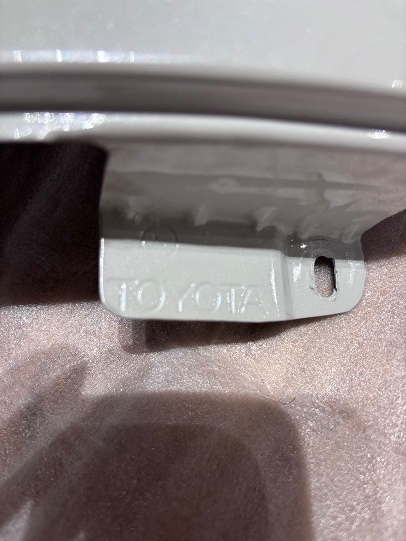 ハイエース海外純正コーナーパネル