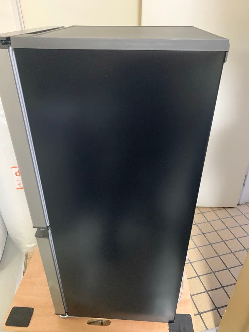 冷蔵庫 シャイニーシルバー AQR-14RBK-S 137L 2024年 大阪