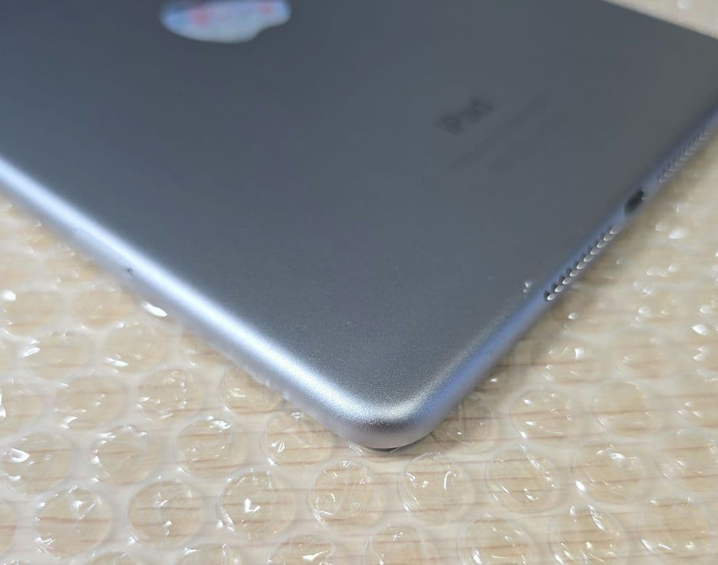 ま*⃝様 比較的美品◼️iPad mini 4◼️128GB◼️バッテリー良品◼