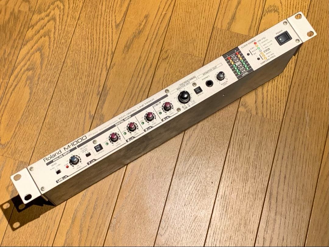 Roland M-1000 デジタルラインミキサー