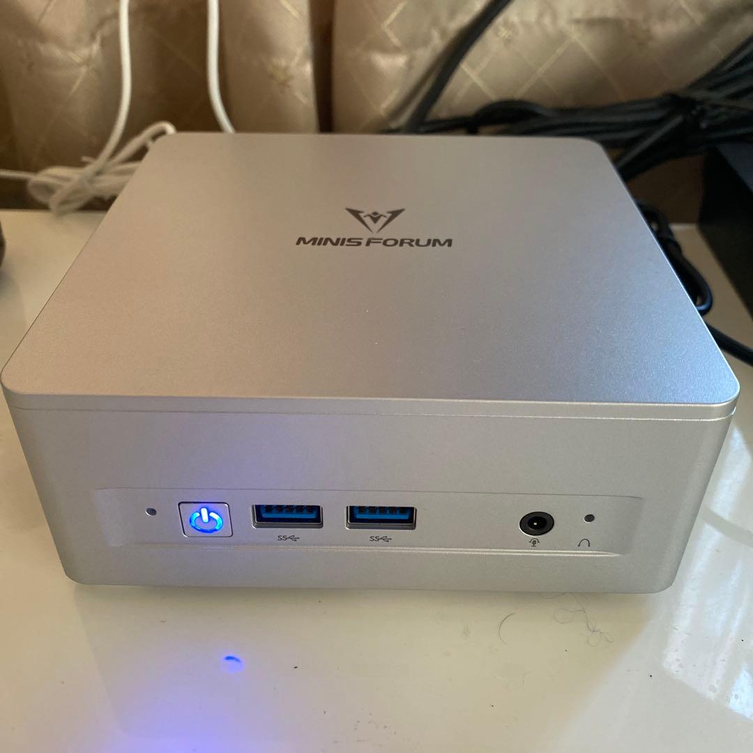 g*i様 MINISFORUM UM750L Slim ミニPC ほぼ未使用品