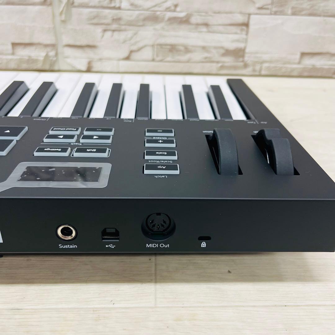 新品同様 novation LAUNCHKEY 37 MK3 MIDIキーボード