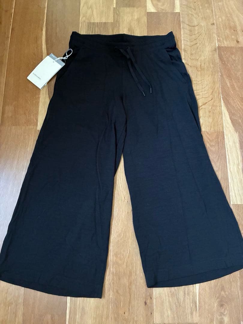 icebreaker ブラック ワイドパンツ　日本サイズM新品未使用