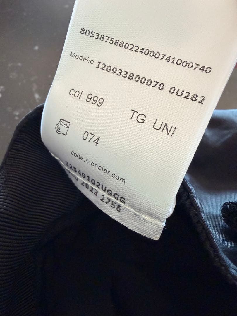 MONCLER モンクレール キャップ 黒 クリスタルロゴ 希少モデル