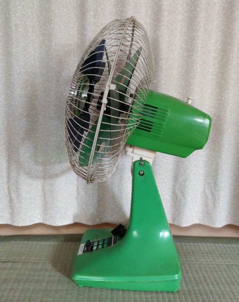昭和レトロ　日立　2枚羽根　希少　扇風機