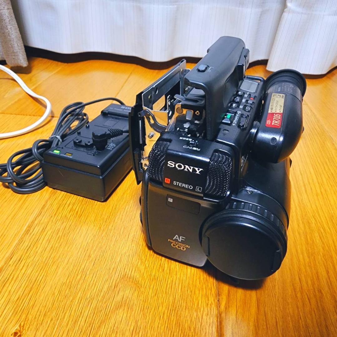 【動作確認済】希少 高画質 SONY Hi8 CCD-TR705 説明書 箱 他