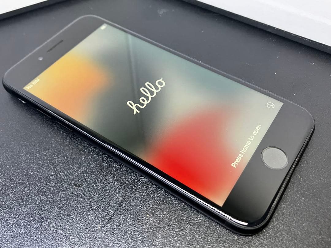 【セール】美品 SIMフリー iPhone7 128GB