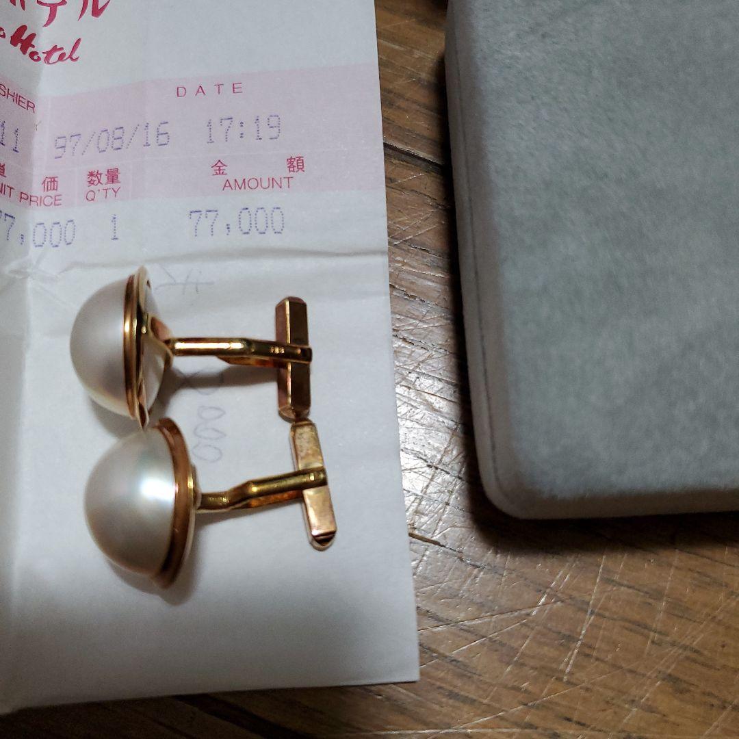 18金と真珠のカフスボタン
