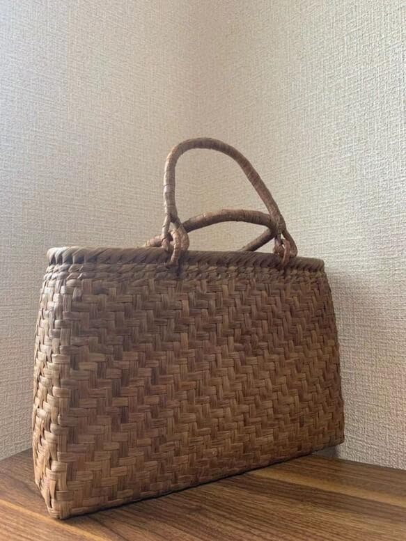 山葡萄　手作り　籠バッグ　網代編み　定番