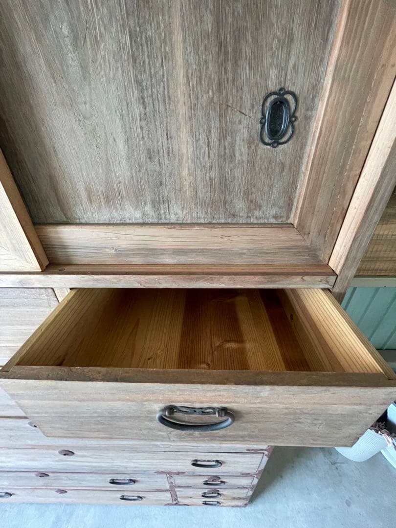 和風チェスト 11の引き出し 桐箪笥　インテリア