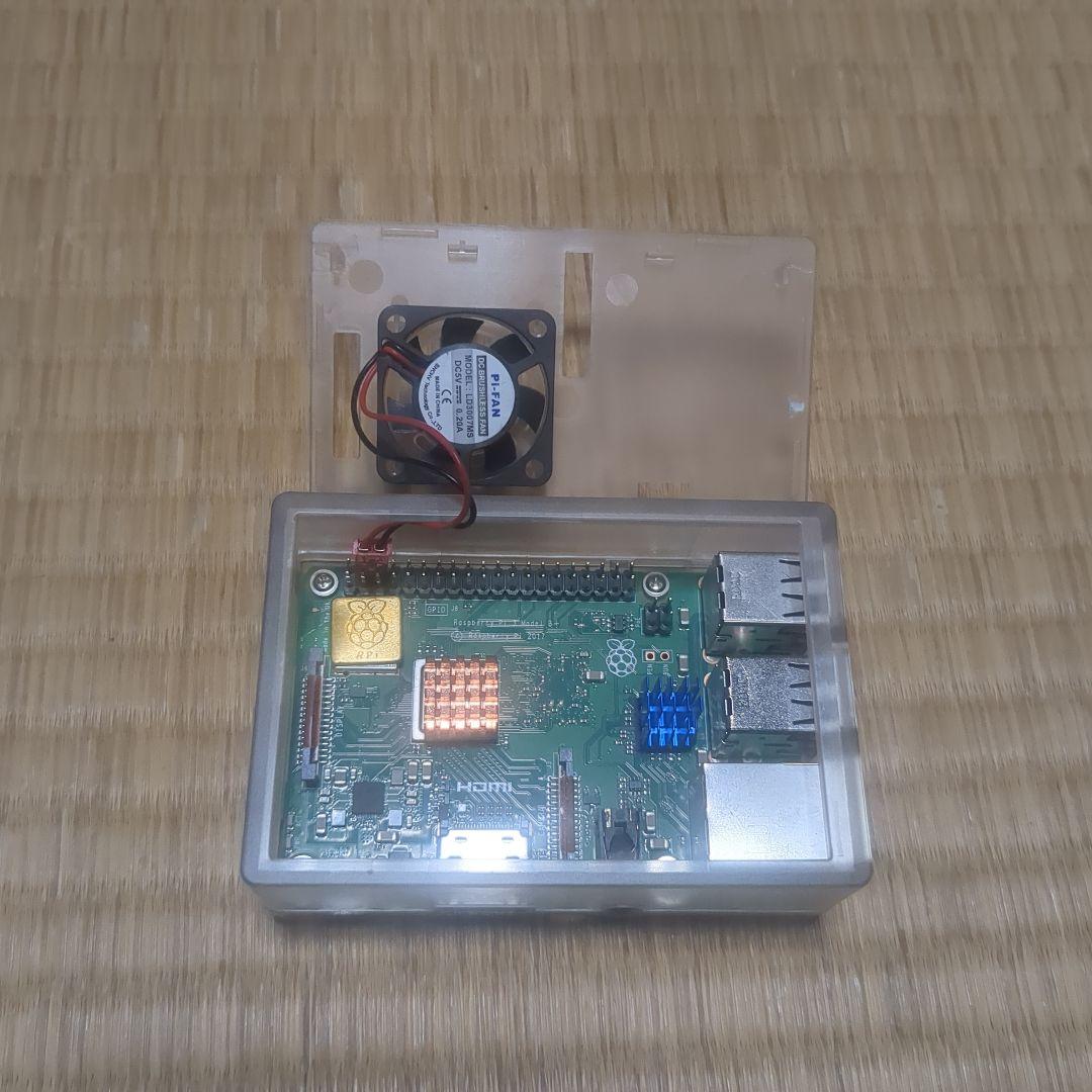 Raspberry Pi 3 Model B+ ファン、ケース付き
