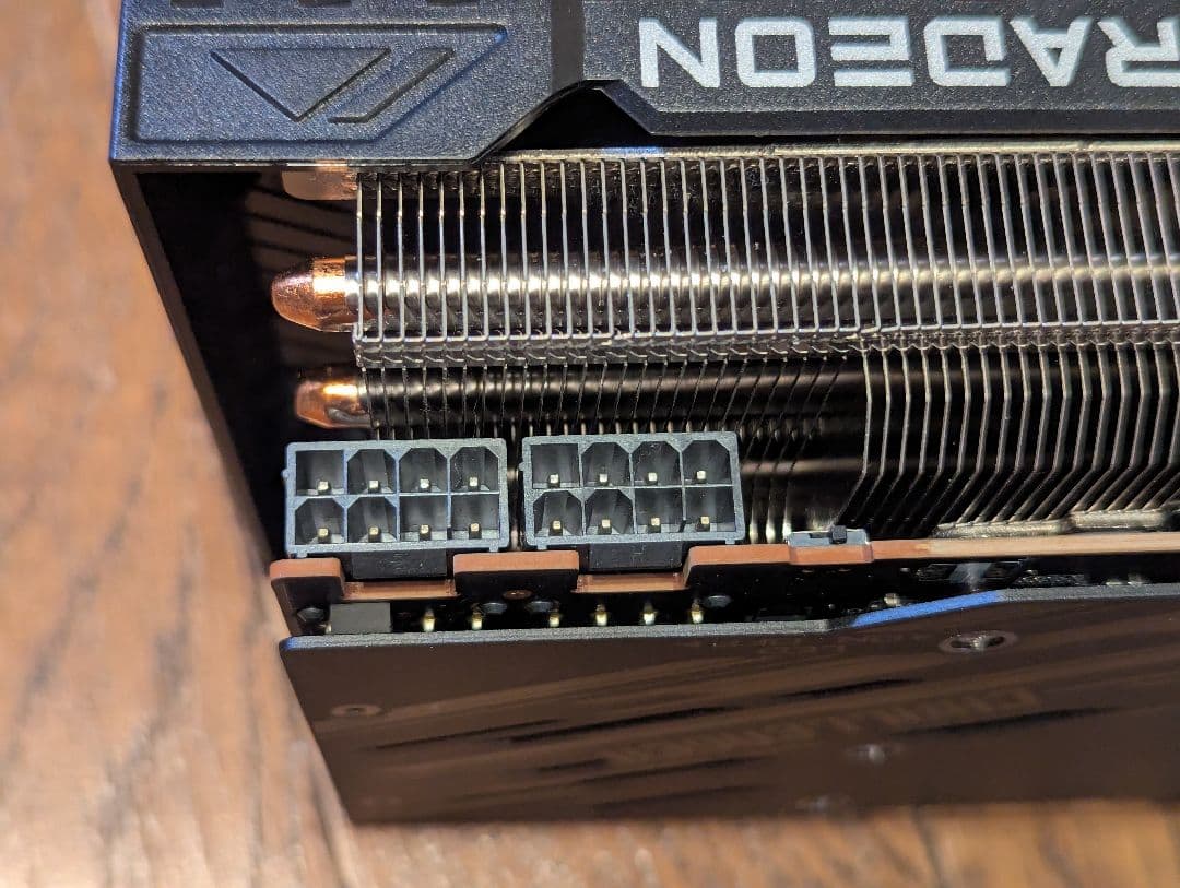 グラフィックボード・グラボ・ビデオカード ASRock RX 7700 XT Challenger 12GB OC