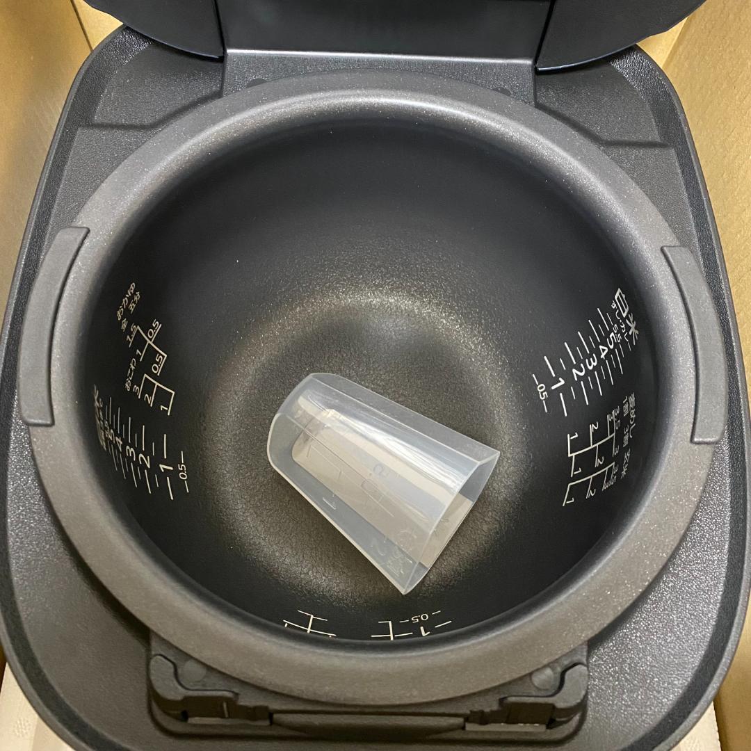 【店頭展示品】タイガー 圧力IH炊飯器5.5合炊き JPI-Y100KY