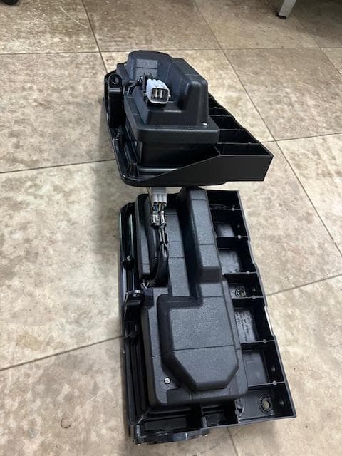 KOITO　日野純正LEDテールランプ　左右セット　トラック➂'